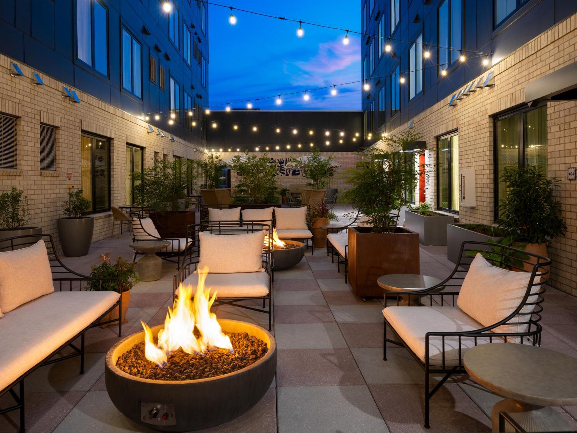 The Gilmore, An Avantstay Hotel Нашвил Екстериор снимка